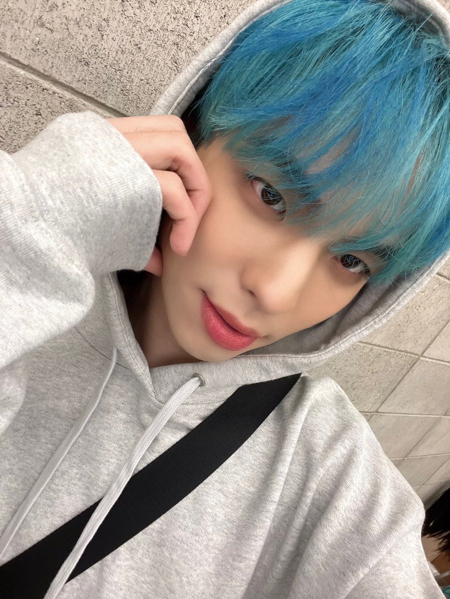 bxparaguay's tweet photo. 📸 • TWITTER — 211021 

#BX 

Día del amor~~~💕

#CIX #씨아이엑스 #비엑스
@CIX_Official @CIX_twt https://t.co/JopBuk1bVQ