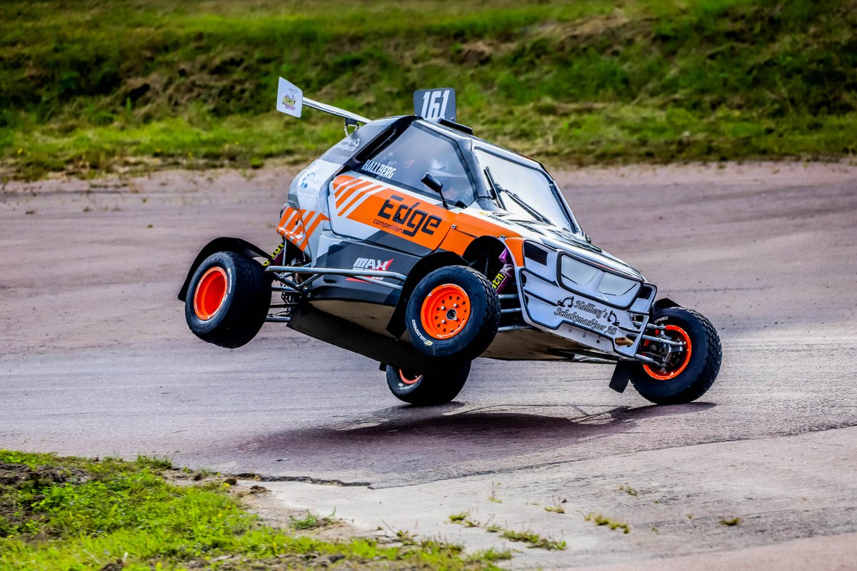 Patrik Hallberg focused on the future following CrossCar heartbreak

Check out the full story here ➡️ rallyx.se/2021/10/25/hal…

#RallyX | #RallyXNordic