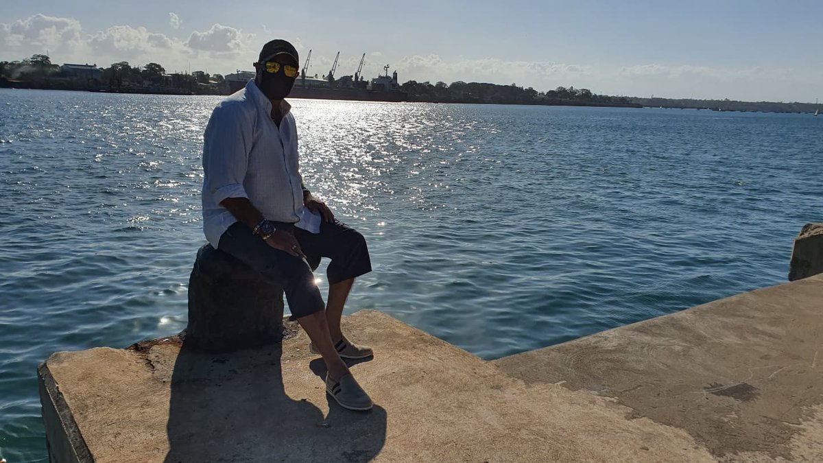 salimcamerapix's tweet photo. On the road again back at the stunning Kenyan Coast. More fascinating history!! Unbelievable access!! Working with the best team around! 😊🤓
#history #MoAmin #legend #mombasa #malindi #watamu #magicalkenya #camerapix #crew #film #drone #rural #ontheroad https://t.co/BCJt6258co