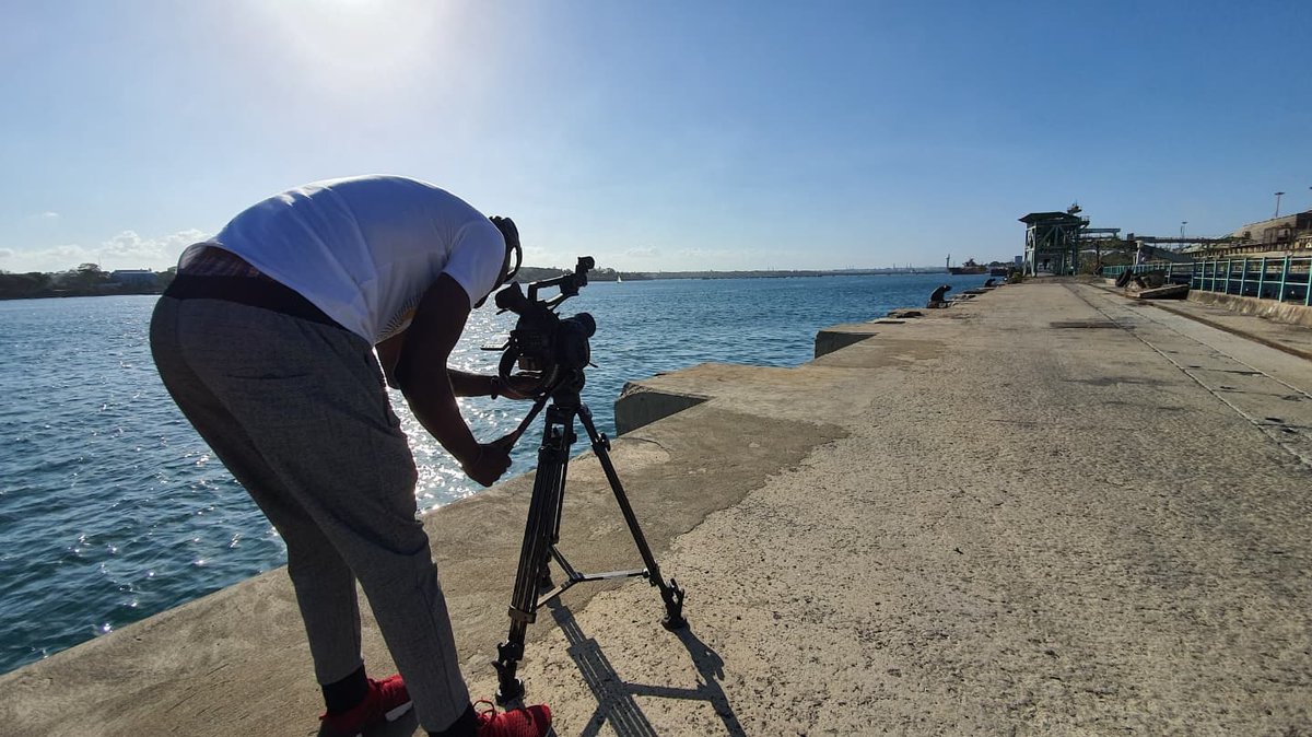 salimcamerapix's tweet photo. On the road again back at the stunning Kenyan Coast. More fascinating history!! Unbelievable access!! Working with the best team around! 😊🤓
#history #MoAmin #legend #mombasa #malindi #watamu #magicalkenya #camerapix #crew #film #drone #rural #ontheroad https://t.co/BCJt6258co