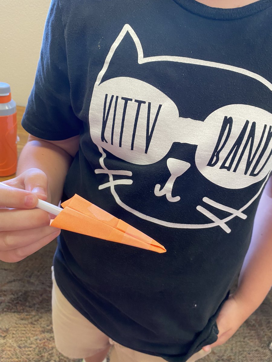 fifthandcoffee's tweet photo. Mission #1: Paper Straw Rockets #ocpsRYS #ImpactCDL @KeenesCrossingE @West_OCPS https://t.co/IzQkmJAfTh