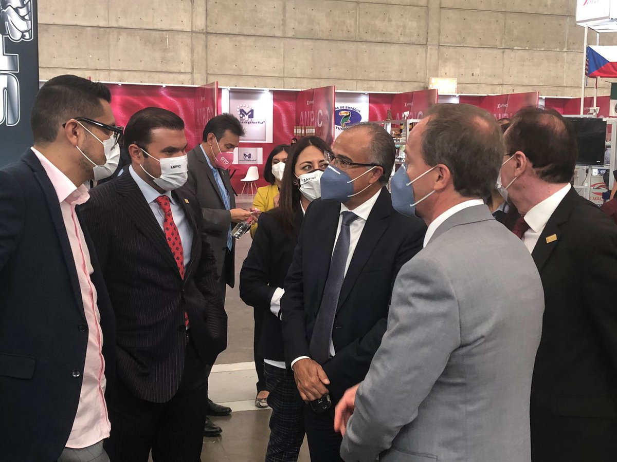 DINNEKMAQUINAS's tweet photo. El día de ayer contamos con la presencia de la comitiva en
@ANPICMX
en el Stand 7-16, Mz. C. Sala C1.
@APIMEX_ORG
#anpic #apimex #maquinasdecoser #dimaco #dinnek https://t.co/mEOOY3jCDT