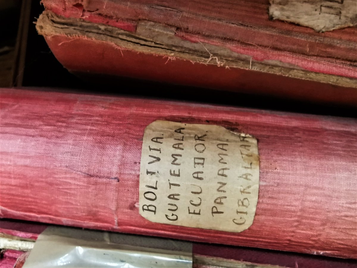sunnybankmills's tweet photo. The Guard Book really is the most comprehensive record of cloth produced at the Mill!
We have quite a few of these marvels on display in our Archive 😊.
The Archive is open Saturdays 10am until 3pm.
Book via the website.
#Archive #Leeds #Heritage #Farsley #GuardBook https://t.co/SapYJTw7Hy