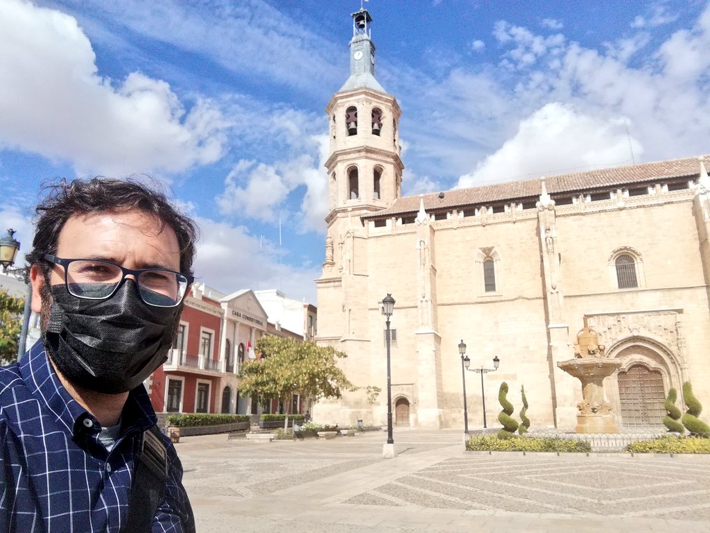 RicardoDoming's tweet photo. #FundaciónGregorioPrieto #Valdepeñas #CastillaLaMancha Visitando el museo para redactar el guión de su audioguía | In visita al museo per scrivere la sceneggiatura dell'audioguida | Visiting the museum to write the script of its audioguide @fgregorioprieto @AytoValdepenas https://t.co/JjuGQXFYfb
