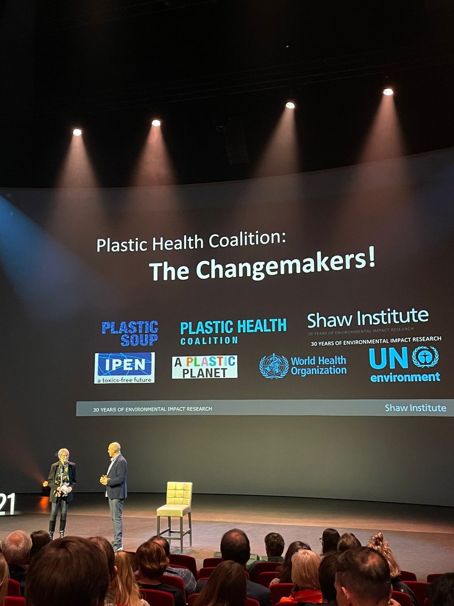 aplastic_planet's tweet photo. We can all be changemakers and we can all go #plasticfree 🌍💪
It’s great to be at the #PlasticHealthSummit to discuss how we can make real change.
#aplasticplanet https://t.co/6cgp6DlviX
