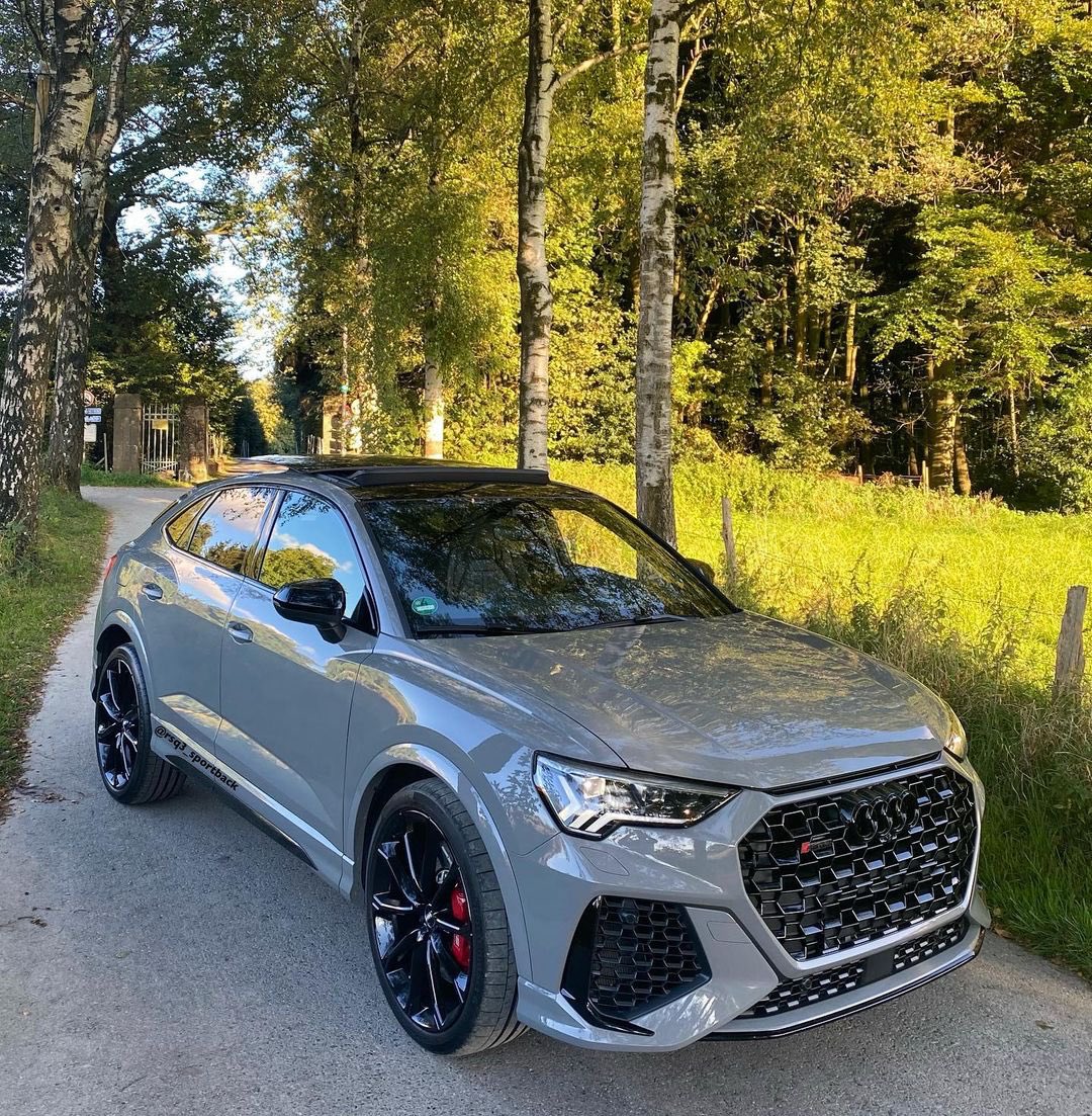 motorforms's tweet photo. AUDI RSQ3 😍 https://t.co/t7xYvxVyxB