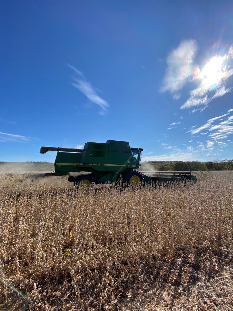 Ciampitti Lab (@ciampittilab) on Twitter photo #FromTheField
Our #Soybean trial in Junction City it's done!
This year our trial is sponsored by <a href="/JohnDeere/">John Deere USA</a> <a href="/USDA/">Dept. of Agriculture</a> <a href="/kstateag/">K-State College of Agriculture</a> <a href="/KStateAgron/">K-State Agronomy</a> <a href="/KSU_PrecisionAg/">Ajay Sharda</a> & <a href="/KStateRE/">K-State Research and Extension</a>.
We had a great season! Thanks to our great team!! #FromTheField
Our #Soybean trial in Junction City it's done!
This year our trial is sponsored by <a href="/JohnDeere/">John Deere USA</a> <a href="/USDA/">Dept. of Agriculture</a> <a href="/kstateag/">K-State College of Agriculture</a> <a href="/KStateAgron/">K-State Agronomy</a> <a href="/KSU_PrecisionAg/">Ajay Sharda</a> & <a href="/KStateRE/">K-State Research and Extension</a>.
We had a great season! Thanks to our great team!!
