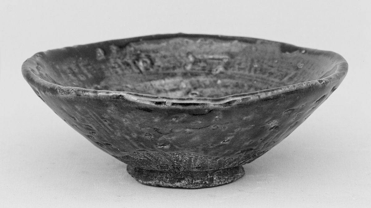 met_asianart's tweet photo. Seisuke, Teabowl, 17th century https://t.co/4u9zRqK3v3 #metmuseum #seisuke https://t.co/NnKtIsjGWg