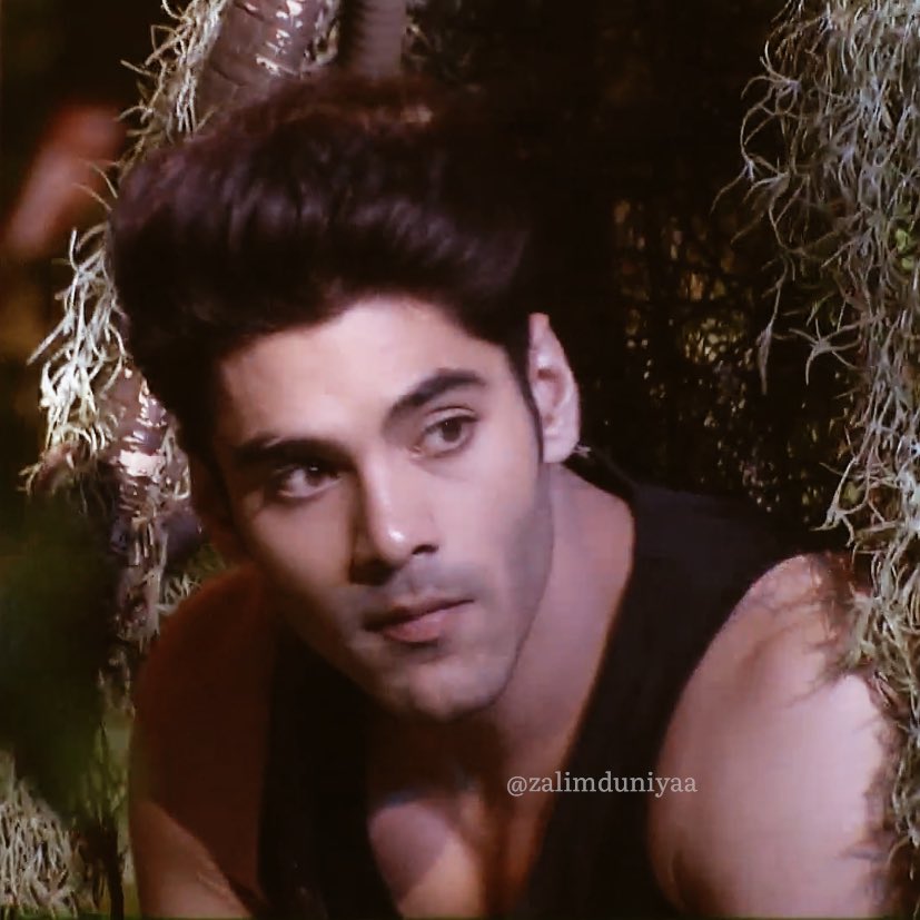 zalimduniyaa's tweet photo. vote for #SimbaNagpal or else 😡

#BB15 #BiggBoss15 https://t.co/FM4RGGL1CX