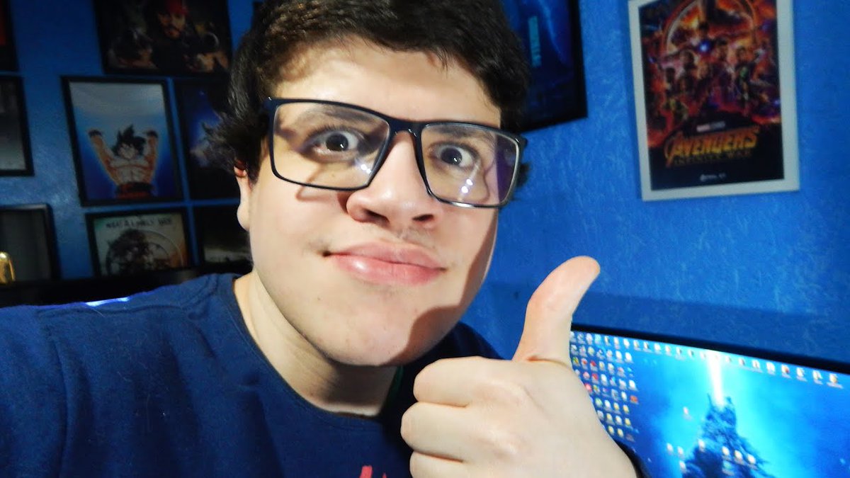 CanaldoJR's tweet photo. Quando eu perdi tudo, e estava afundado na depressão, entre 2015-2019, e resolvi voltar com o canal, o GamesEduUu foi de longe a pessoa que mais me deu apoio.

Todos os dias ele estava lá na live, enviou e-mails preocupado comigo, e sempre me ajudou quando eu precisei. (1/2) https://t.co/rhxsXXmqLc