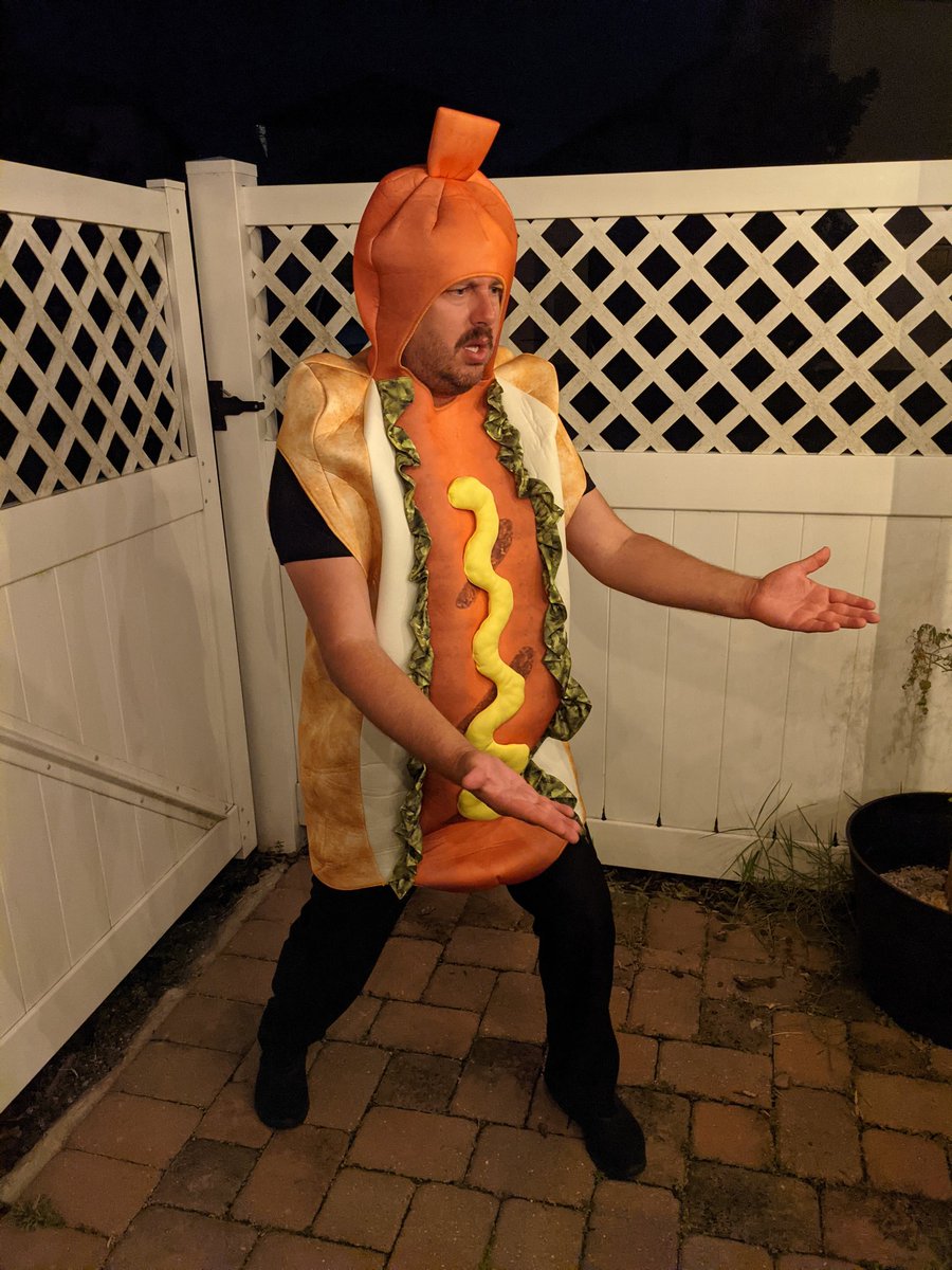 TheACExperience's tweet photo. I spent my entire per diem on Halloween costumes. @ITYSL 
#Ithinkyoushouldleave https://t.co/jQHzBhYjpg