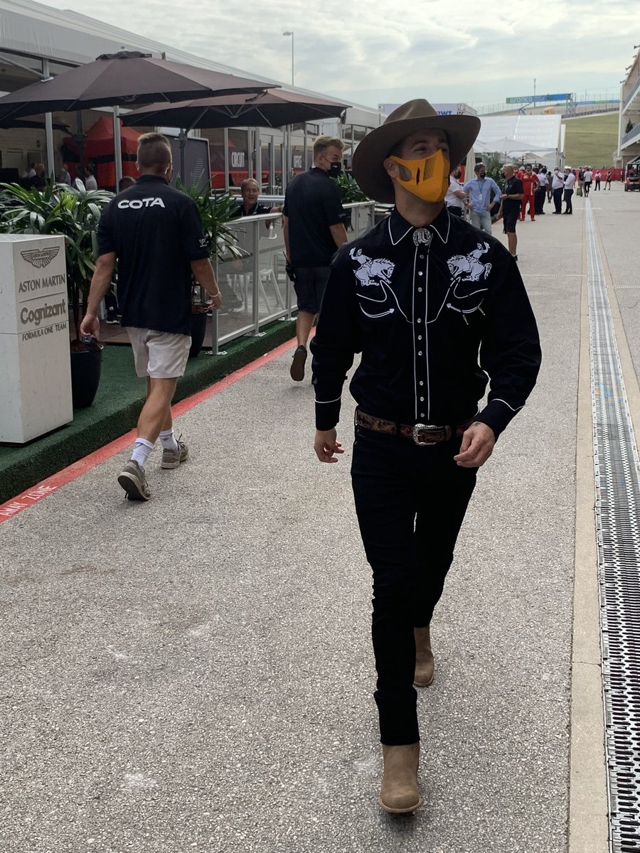 jackontracks's tweet photo. Cowboy Danny Ricc!! 💪🏽💪🏽 https://t.co/MzeIBlTjPt