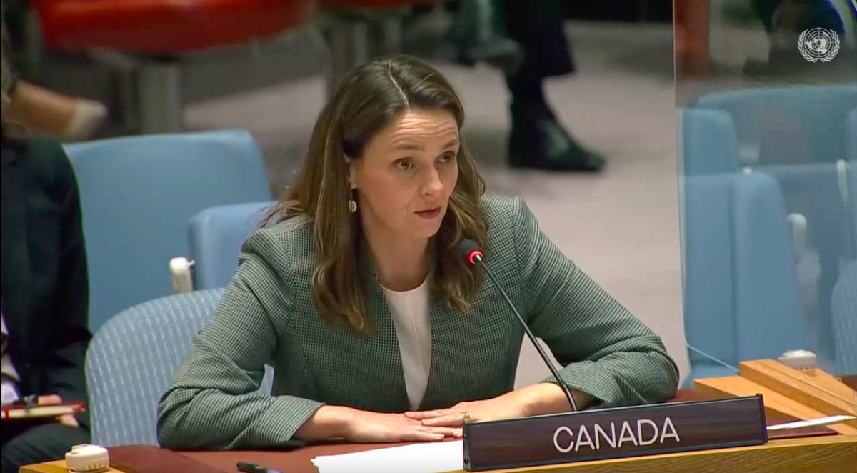 Amb. @jacqui_oneill on behalf of 🇨🇦 at #UNSC Open Debate on #WPS:

'Indeed, in 🇨🇦 too, #WomenPeaceSecurity is relevant' ...mentions Indigenous and LGBTQI+ as domestic issues.

'Women do not need to be given a voice, they have voices. We need to listen to them.' 👏#WomenPeacePower