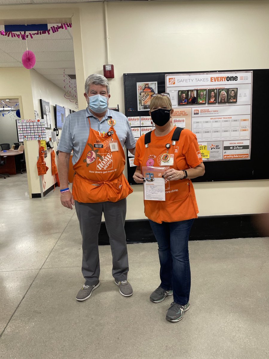 Steve Nell (@steve_nell) on Twitter photo DH Jeri showed great leadership in closing her department, the front end and also helping close the entire building with me.
<a href="/RubenRo48457043/">Ruben Rodriguez</a> DH Jeri showed great leadership in closing her department, the front end and also helping close the entire building with me.
<a href="/RubenRo48457043/">Ruben Rodriguez</a>