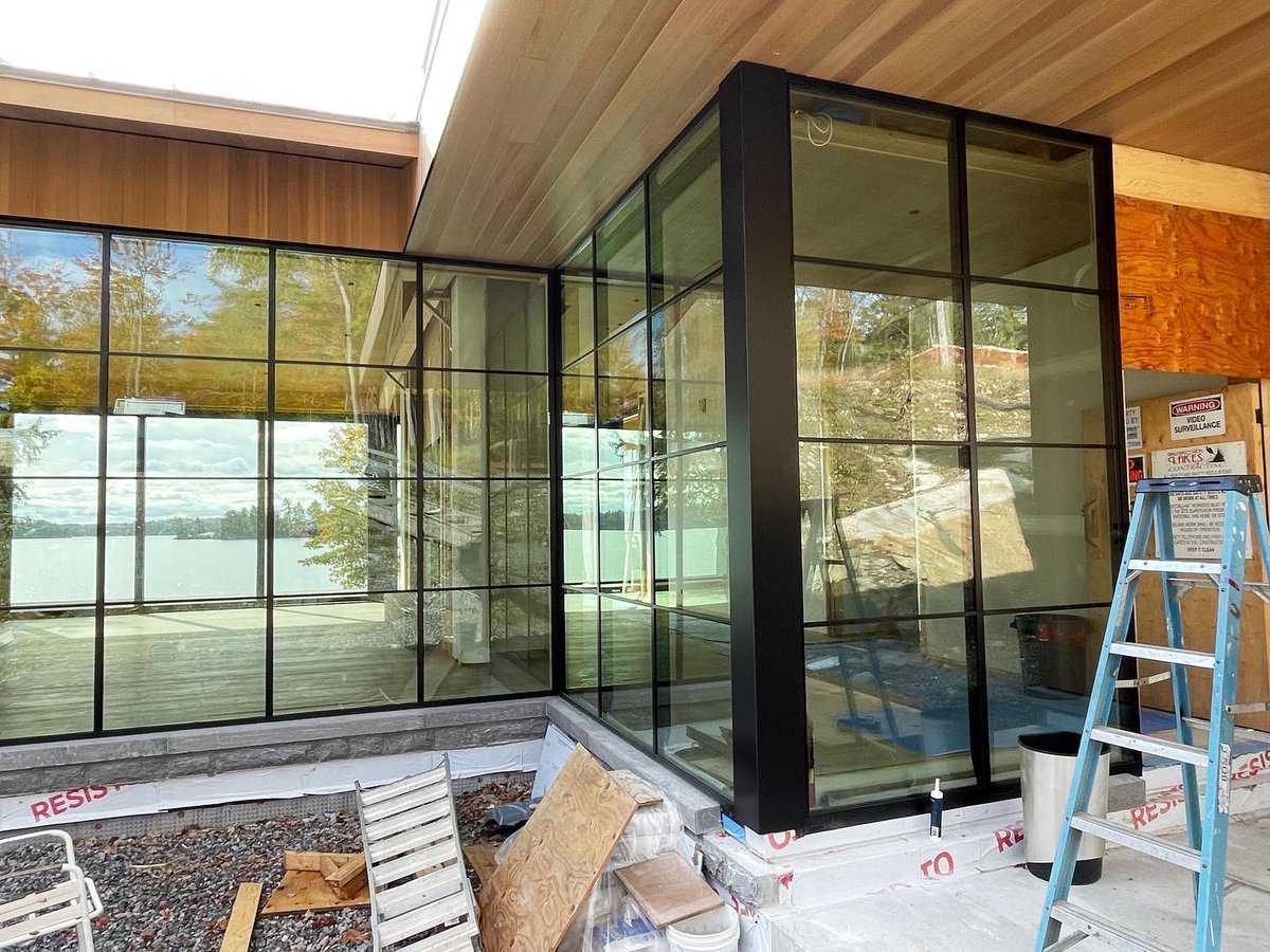 SapphireRoofing's tweet photo. Our aluminum composite panels make for beautiful accents to the exterior of your home. Perfect for indoor accents as well! 👌

Want to know more? Give us a call!

#acmpanel #aluminumpanel #cladding #acm #aluminum #roofing #roofrepair #barrie #roofingbarrie  #muskoka #cottage https://t.co/QcogEBuwi2