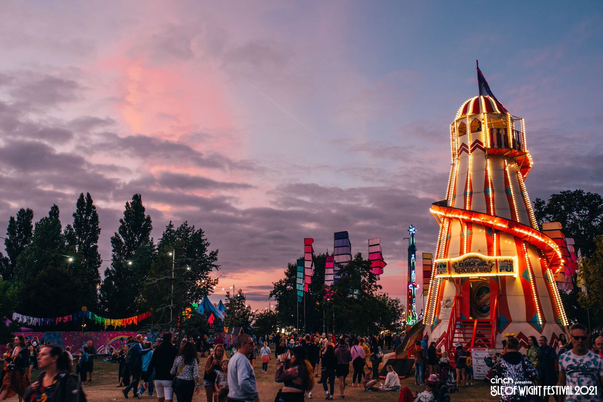 Isle of Wight Fest (@IsleOfWightFest) on Twitter photo 2021-10-21 17:00:32 #Throwback to our time on the island last month. How stunning is @cinchuk presents the Isle of Wight Festival at sunset ๐ #cinchxIOW #Throwback to our time on the island last month. How stunning is @cinchuk presents the Isle of Wight Festival at sunset ๐ #cinchxIOW