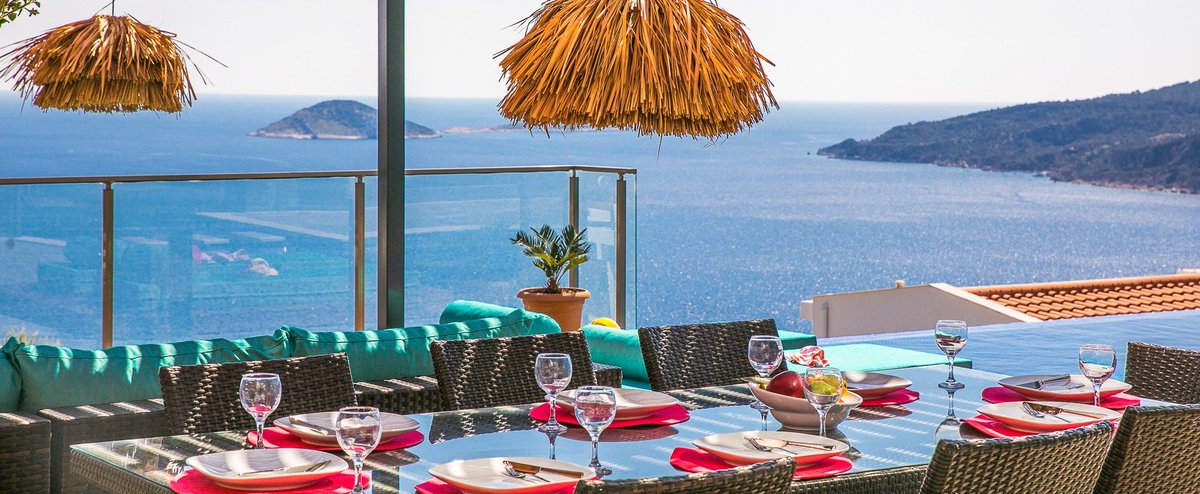 kalkanturkey's tweet photo. A luxurious 5 bedroom villa with private swimming pool &amp; spectacular sea views 🏖️✈️

Book here 👉 https://t.co/iiHPWFNaWN
#Luxury #LuxuryHoliday #LuxuryLifeStyle #Holiday2022 #KalkanTurkey #Antalya https://t.co/7ucjMPgQUz