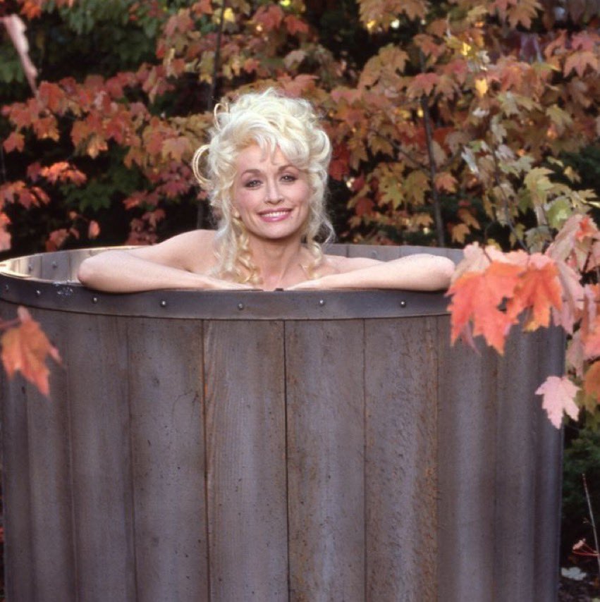 imjustinrandall's tweet photo. when ur life is falling apart but ur naked in a barrel https://t.co/8OV5eJ786s