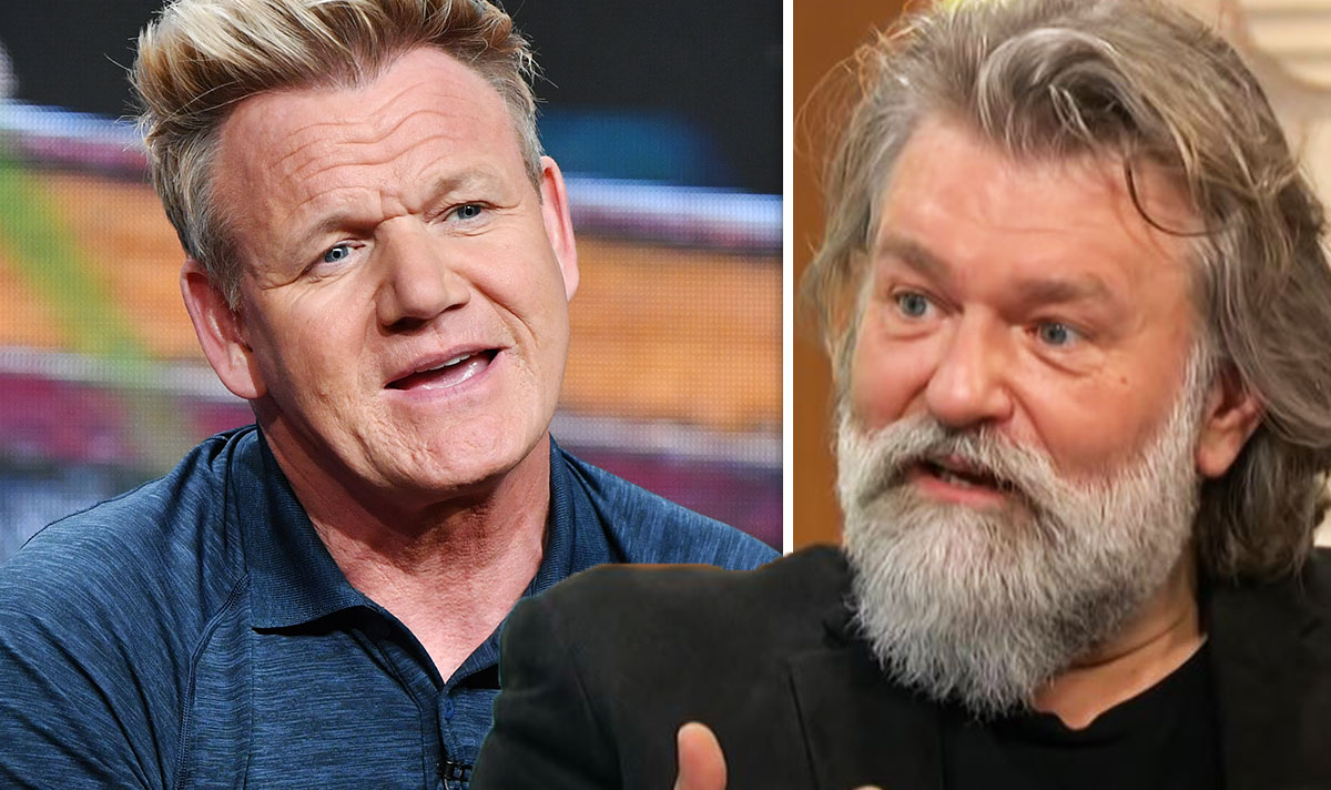 Hairy Bikers' Si King admits he used to plant Gordon Ramsay's thongs for ex-wife to find

https://t.co/0OpDWa9Brf https://t.co/iViUGm9qqh