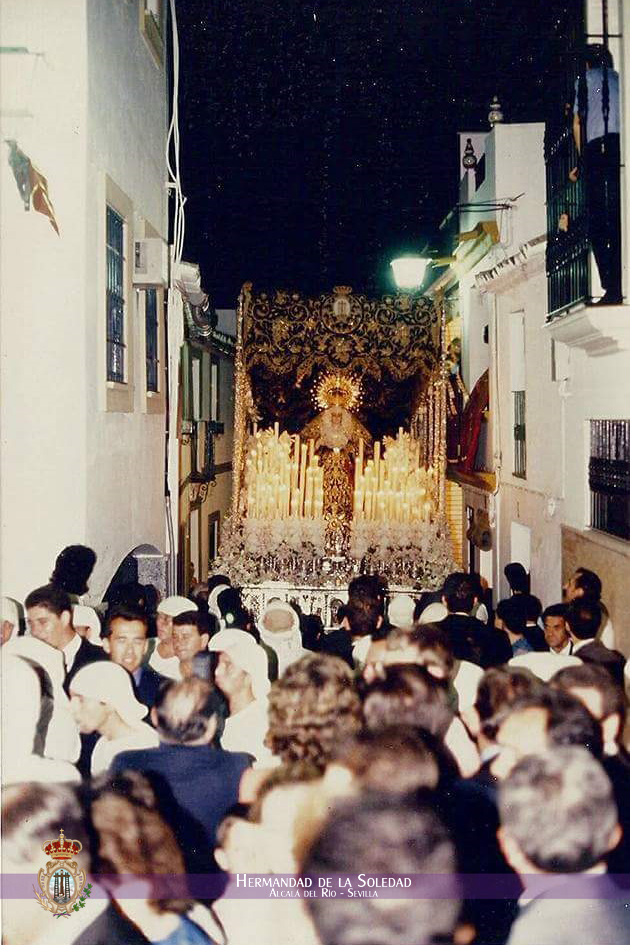 La procesión de Ntra. Sra. de los Dolores en su Soledad por el XXV Aniversario de su Coronación Canónica será emitida en @Tv_LaCofradia youtube.com/channel/UCPPvA… y youtube.com/c/Hermandaddel…. Un programa realizado por #MundoDirecto y <a href="/carlosvaleraba/">Carlos Valera Bastid</a> 
#TúEresElOrgulloDeNuestroPueblo
