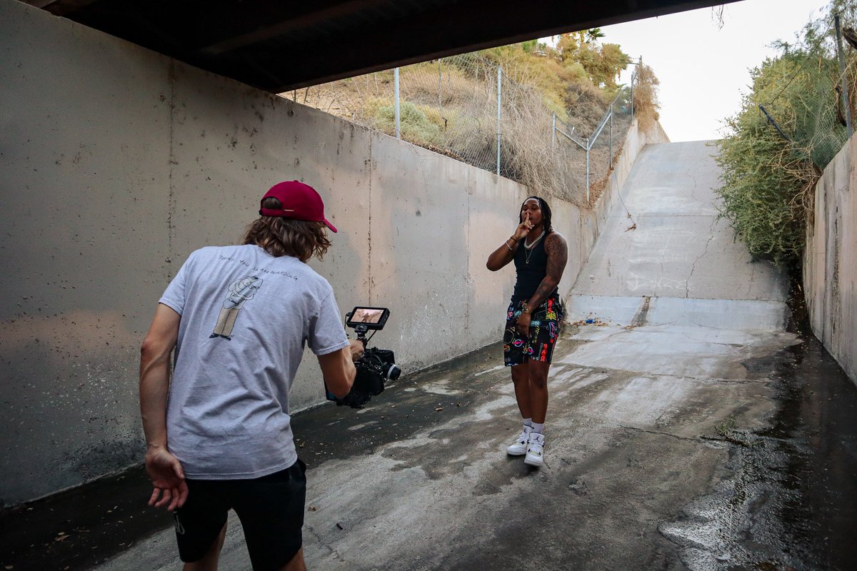 WE GOT A SHOW DOWNTOWN @ FERGUSONS COMING SOON!
AND A NEW MUSIC VIDEO COMING SOONER! STAY TUNED😈
