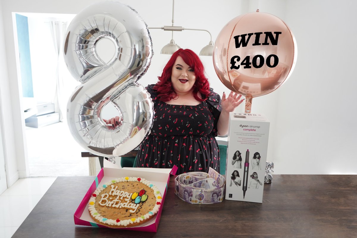 WIN A DYSON AIRWRAP on the blog! shemightbeloved.com/dyson-airwrap-… and there's £400 up for grabs on my Instagram! > instagram.com/georginagrogan… #giveaway #win