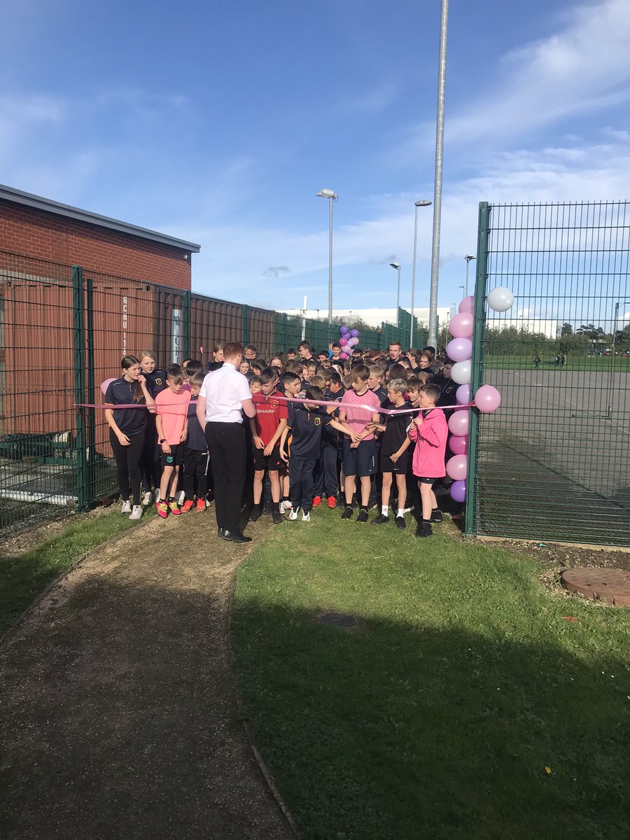 HoltbyPe's tweet photo. Great to see so many pupils taking part in the WHA Race for life in aid of @BreastCancerNow this afternoon. Congratulations to all involved and those that organised such a great event 💗 https://t.co/QTVfMC8juf