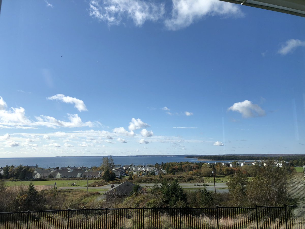 corieeolson's tweet photo. I get excited to come to Island View just for this panoramic view! @islandviewhigh https://t.co/9HoNtMEpjP