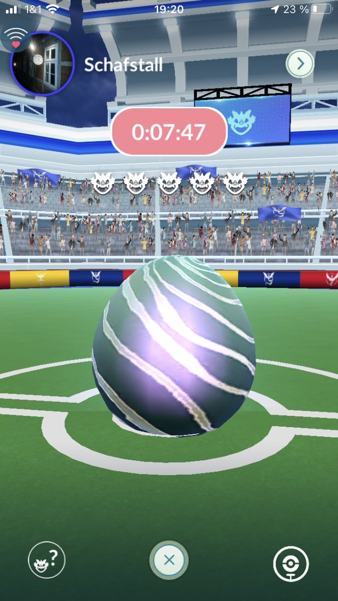 Janovic05's tweet photo. Giratina raid 
Stay online please until Last 10 sec !! 

#PokemonGOraid #GiratinaRaids https://t.co/QfKKoaJdFY