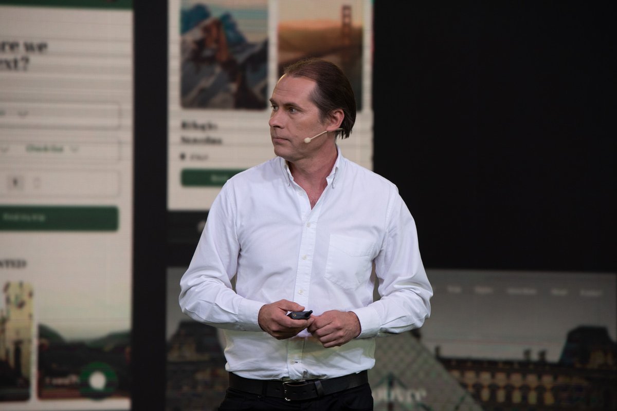 GeneXus's tweet image. 🟣En este momento en el #GeneXusLive #EnterpriseLowCode2021, Gastón Milano (CTO) y Armin Bachmann (Product Manager) hablan sobre desafíos y soluciones para un mundo que necesita cada vez más -y mejor- software.
@GMilano @arminbachmann