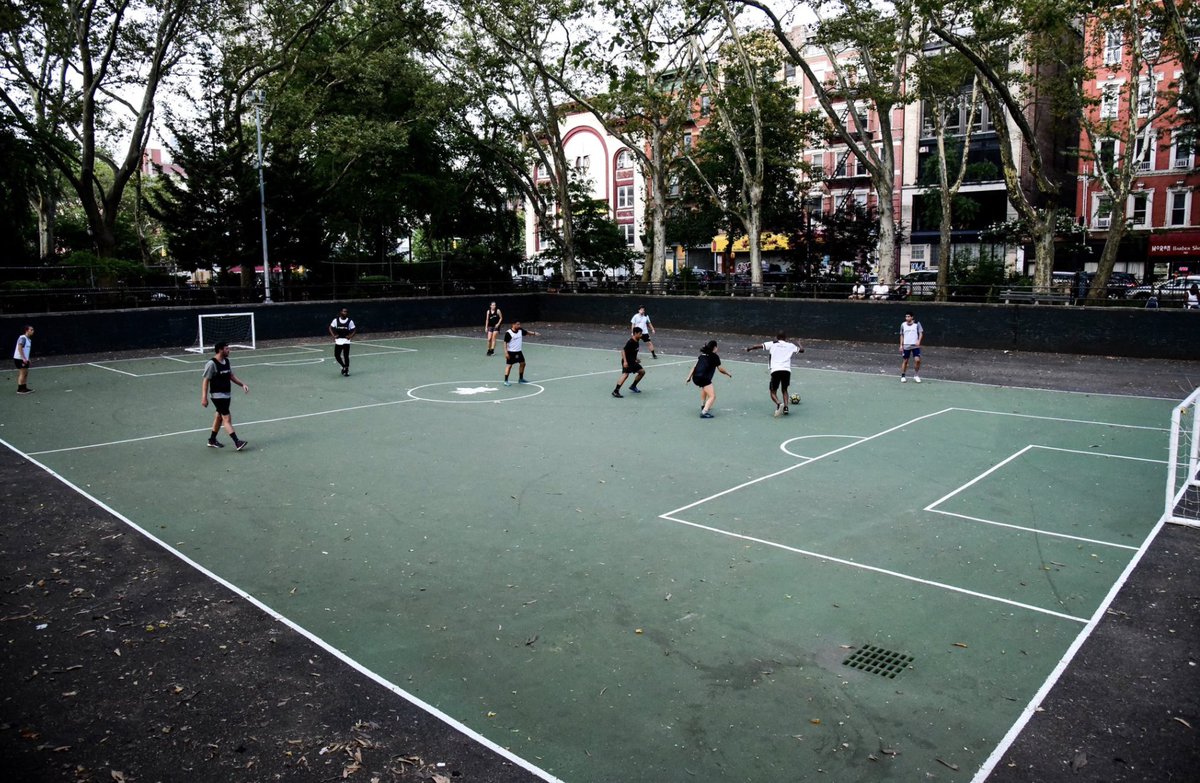 Hey soccer peeps across USA cities, I'm looking for examples of rad places to play street soccer (not turf, not grass... hard surfaces!)  For example, this spot is in Lower East Side, NYC. Anyone got courts that come to mind?  Pics?  LA, Miami, San Diego, Seattle, Detroit?