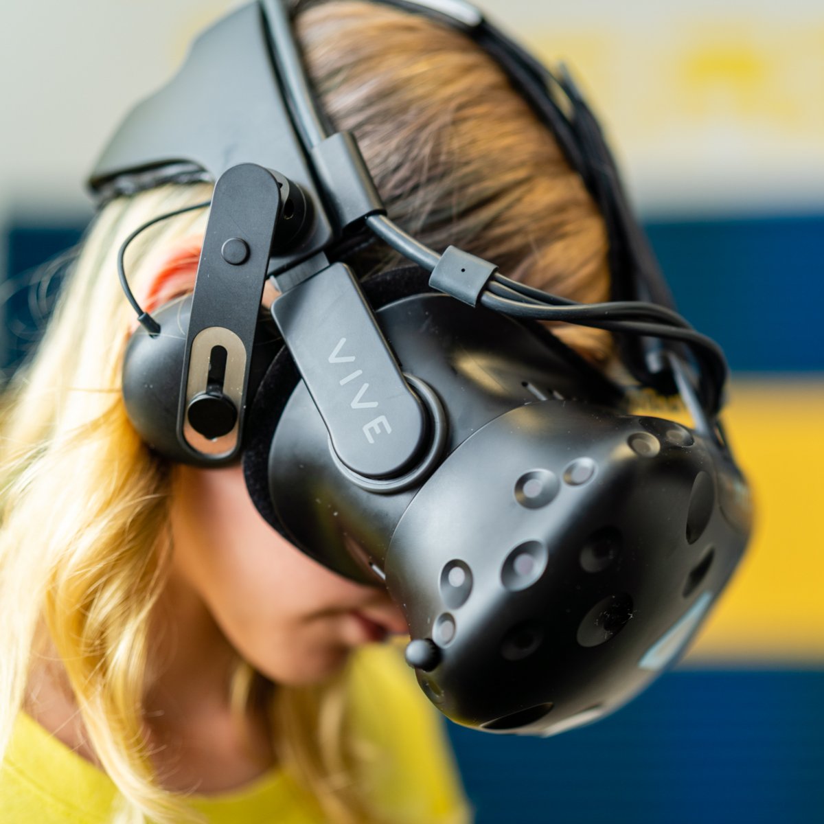 VeracityVrcade's tweet photo. From fantasy to sci-fi, a variety of different settings are accessible through VR, and they're all fun! https://t.co/sixAoVl7bx