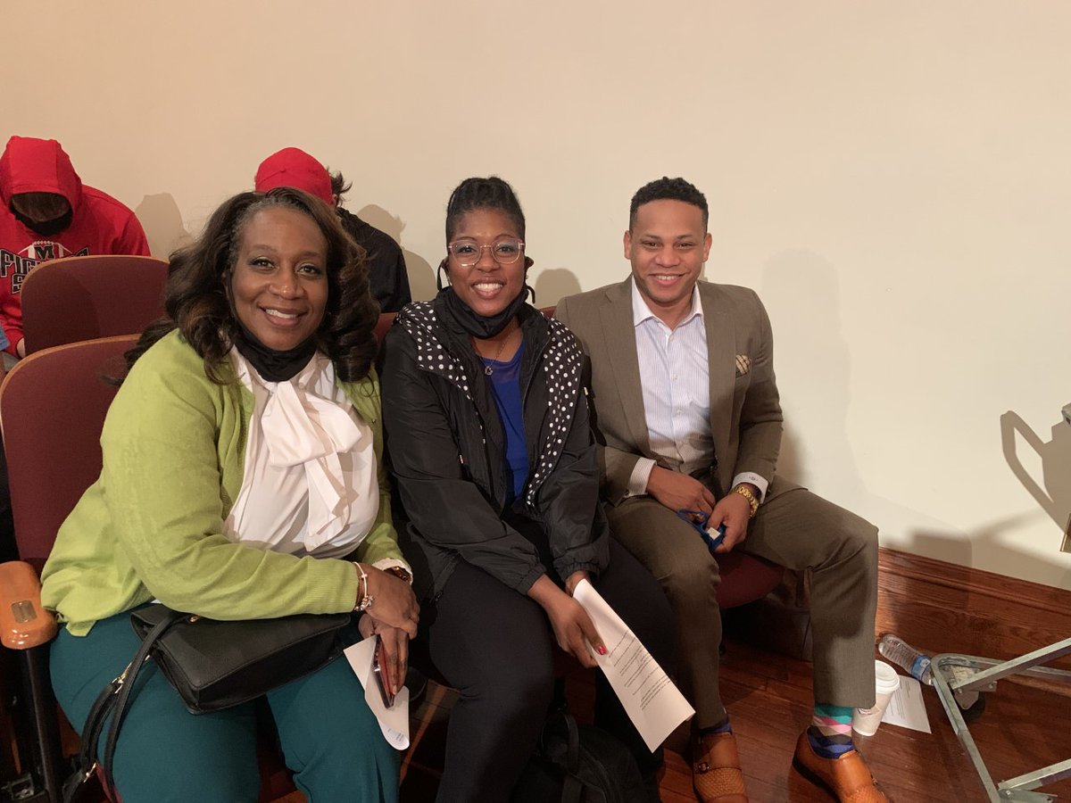 MonmouthCollege's tweet photo. We appreciate our @Monmouth_Alumni, @edwimp '12, @DeletraHudson '92, and Precious Ritalin '02, who came to campus to speak to our first-year students about their experiences as students of color at Monmouth. Thank you for giving back to Monmouth! #ItsGreatToBeAScot https://t.co/vp1QChzvy9