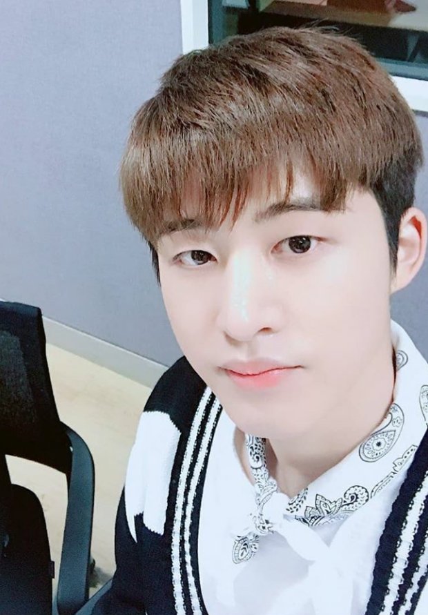 HrTmorVJEv6hRP7's tweet photo. ๐22102021๐
๐HAPPY BI DAY๐
Happy birthday to handsome men
#BI #HappiBIday #BI_day https://t.co/nDfxKsiHLw