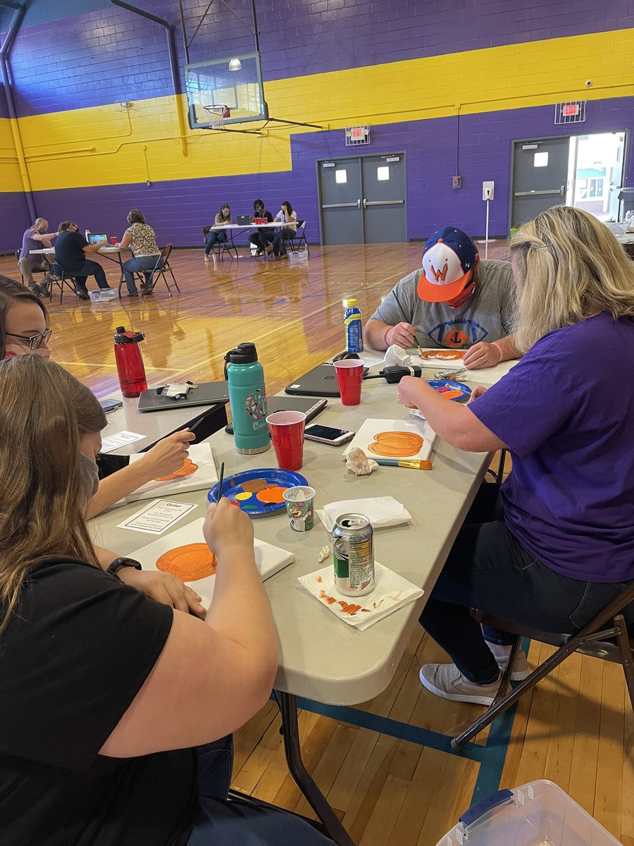 Sometimes you just need time to relax and have fun! After-school PD! #LMESTheChoiceIsYours <a href="/FCSchoolsNC/">Franklin County Schools</a>