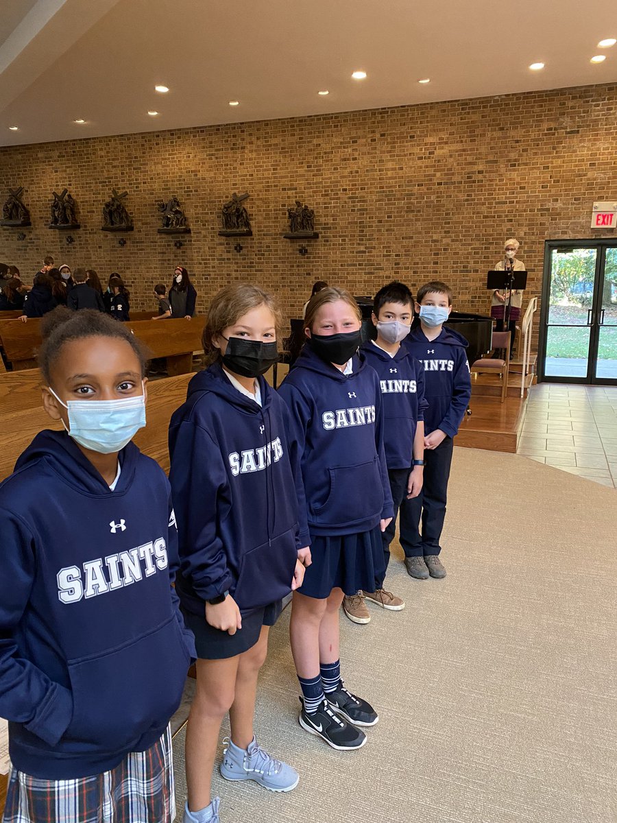 StEsRockville's tweet photo. There is power in the name of Jesus! Father Fields’ meaningful reminder that our help is in the powerful name of Jesus made us stop and consider what that means in our lives. 

A big thanks to the students in 5R for leading us in today’s important message! https://t.co/VHGSYTWfaP