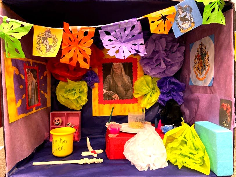LVCCLD's tweet photo. Celebrate #DiaDeLosMuertos at #WhitneyLibrary with our Mini #Ofrenda Contest! Kids & teens, stop by anytime on Oct. 23 & 24 to build your ofrenda. Winners will be announced on Nov. 2 after a concert with #DelSolHighSchool's #MariachiEncendido. Details: https://t.co/hPP2Lt2afw https://t.co/XcTdeLsXnM