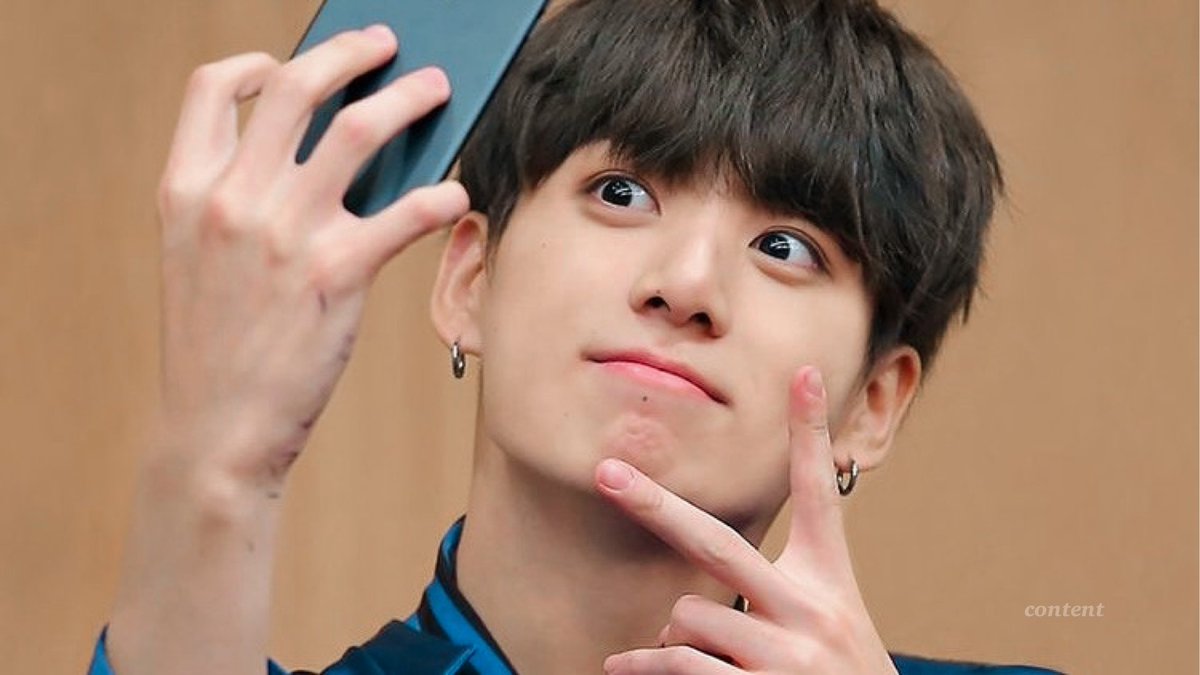 97CONTENT's tweet photo. selca saga https://t.co/1Xi7WQzPfv