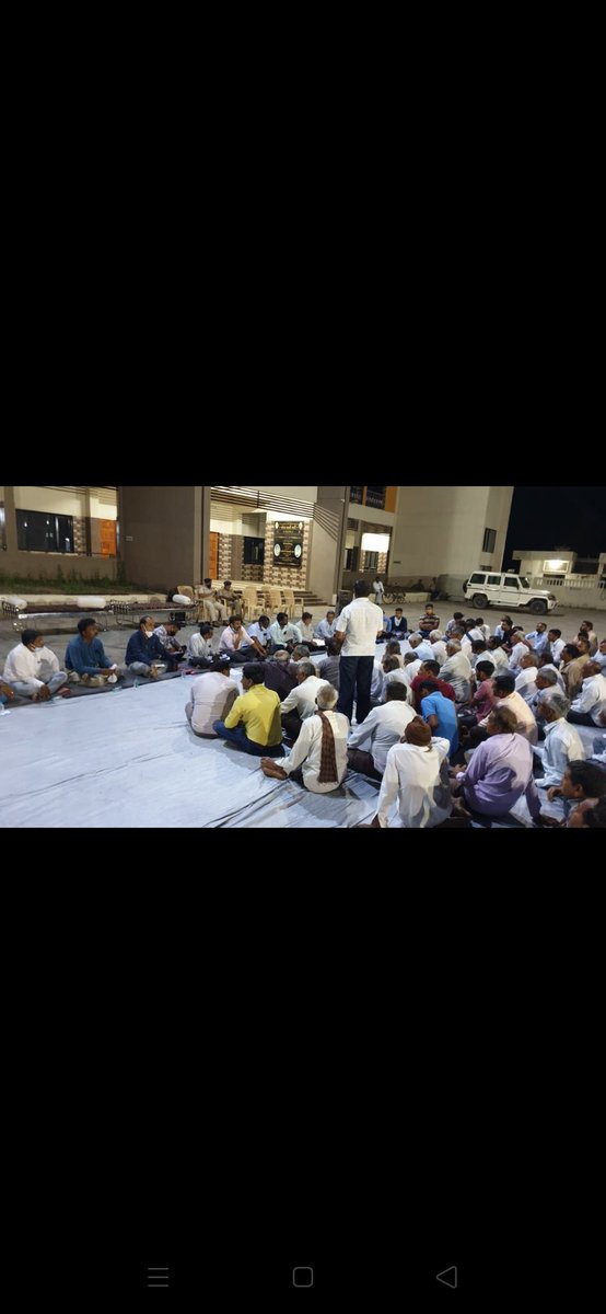 Hansraj3735's tweet photo. આજરોજ અમરેલી તાલુકાના ઈશ્વરીયા ગામે લોકોના પ્રશ્નોનું સ્થળ પર જ નિરાકરણ આવે તેવા શુભ આશયથી રાત્રિસભા યોજવામાં આવી.જેમાં સરકારશ્રીના તમામ વિભાગના અધિકારીઓએ હાજર રહી લોકોના પ્રશ્નો સાંભળી,વિગતવાર ચર્ચા કરી હકારાત્મક અભિગમ સાથે ત્વરિત નિકાલ કરવામાં આવ્યો.@CollectorAmr @prant_amreli https://t.co/ZFbwY2iC34