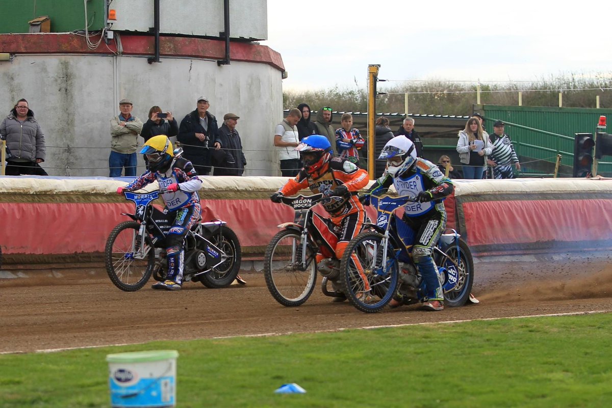JWRacing301's tweet photo. MEETING RESULT

Heat 6 (Yellow) - 0 Points
Heat 12 (Yellow) - Fell Excluded
Heat 24 (Yellow) - 0 Points
Heat 28 (White) - 1* Point
Heat 38 (Yellow) - 2* Points
Heat 42 (White) - 1* Points

📸 Oddshots Photography

#JWR301 https://t.co/BsIl3lCmjd