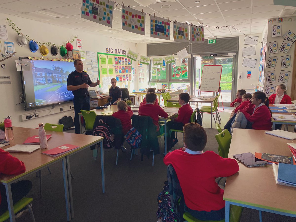 ALCMrBishop's tweet photo. We had a very special talk from the fire service today! It was lovely to see past pupil Georgia Hollings from my 2011 class now part of Abertillery Fire service. https://t.co/pOgR52FFcf