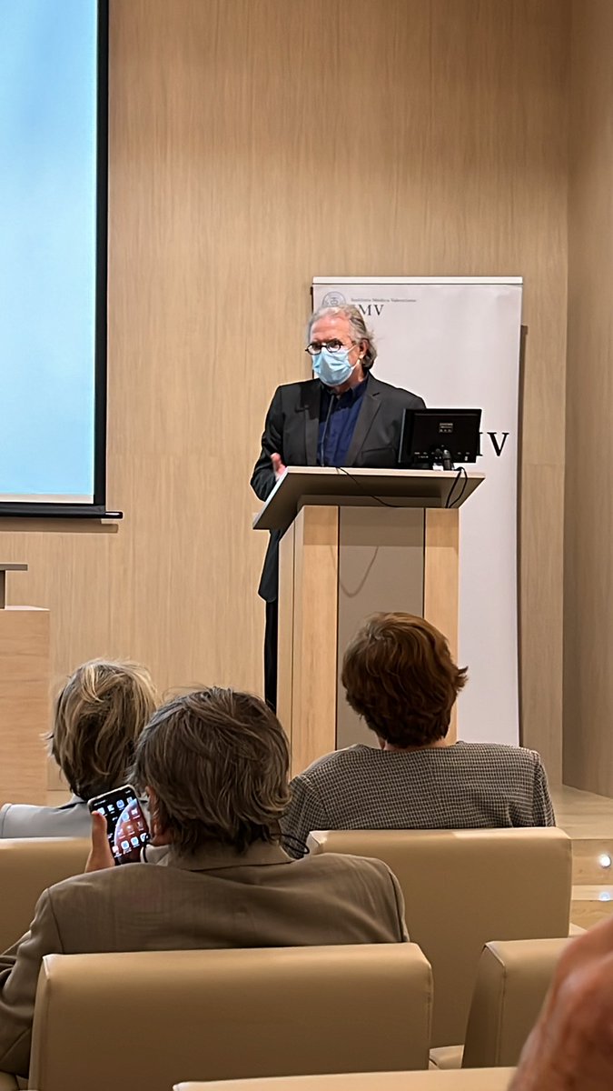 IMV1841's tweet photo. Conferenciante, Joan Romero: Más allá de la crisis sanitaria. Consecuencias, implicaciones y enseñanzas de la pandemia global https://t.co/klSIbnnBi0