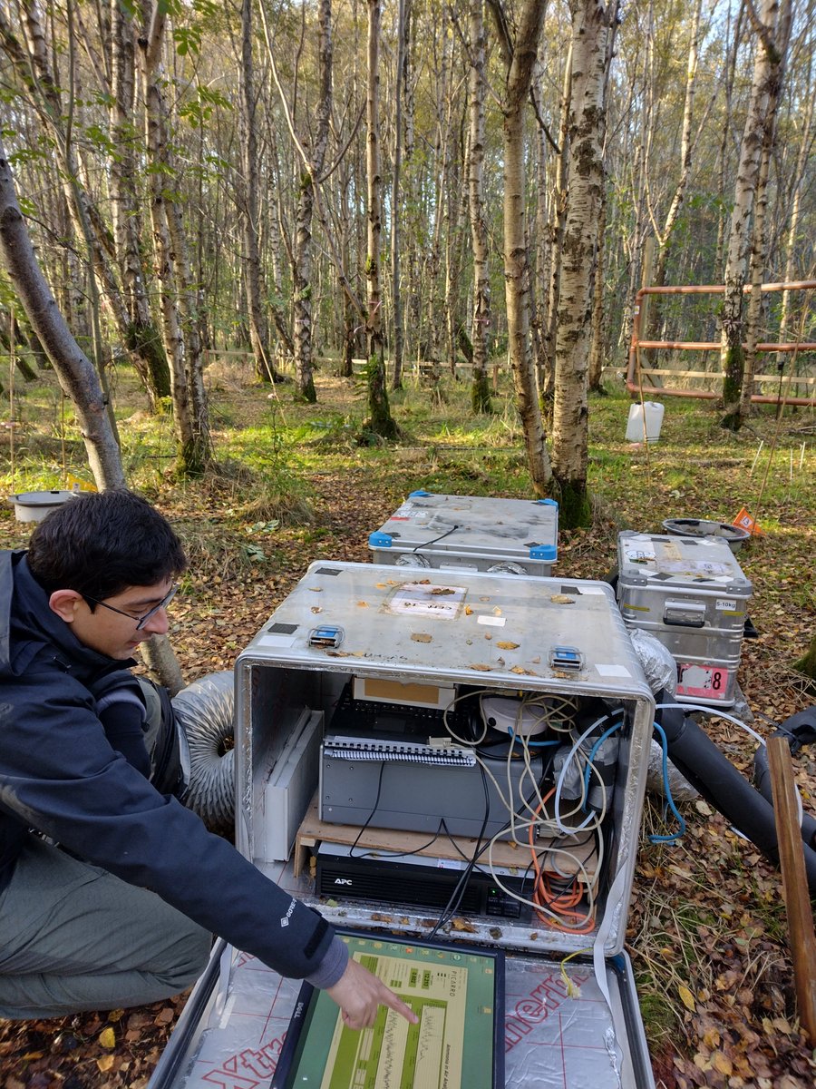 MarkNitrogen's tweet photo. Great to discuss our #GlencorseExperiment with @UK_CEH colleagues @Matjceh and @Ajinkyadeshpa17 today: assessing gaseous #ammonia impacts in preparation for @GCRFNitrogenHub #SouthAsia experiments. @GCRF @TowardsINMS @gothamie   @UPeradeniya #BeatNitrogenPollution https://t.co/nUFyJAUG5L