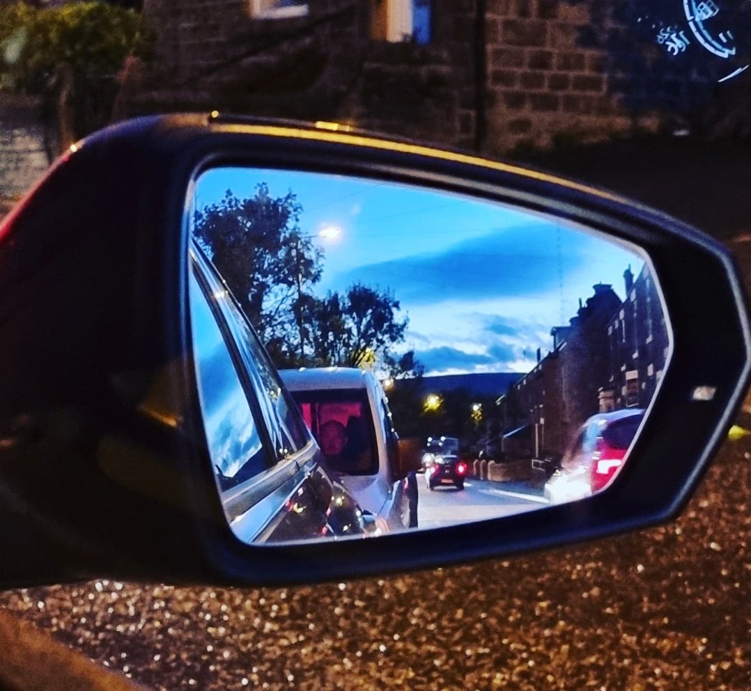 Phil__Howarth's tweet photo. #objectsintherearviewmirror https://t.co/yNTTmHVtFF