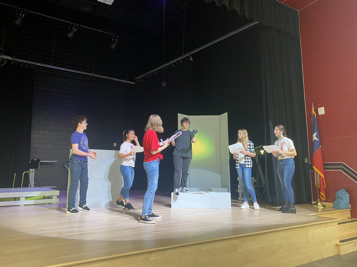 Amanda Carlton tweet media