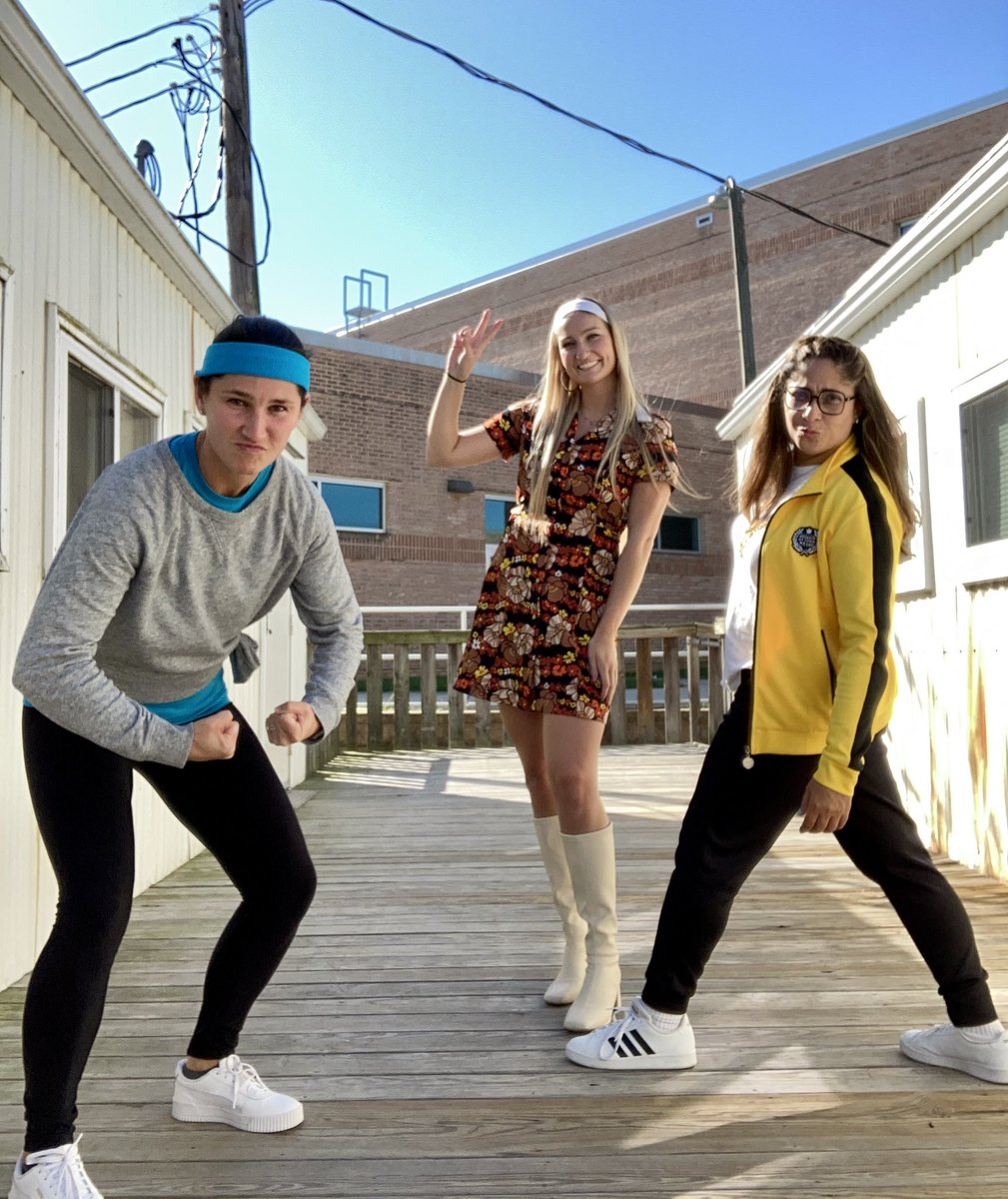 BonnerSenora's tweet photo. Another spirited day. #DecadesDay @Amalavida76 #WHS #WorldLanguageDept #SpiritWeek #Homecoming2021 https://t.co/p1XLAtCuXe