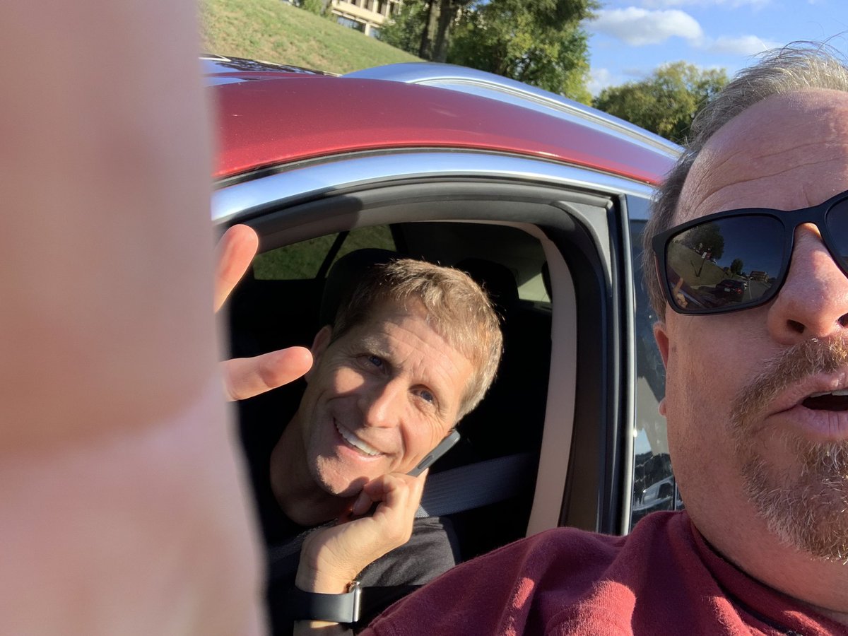 NCHogFan's tweet photo. @EricPMusselman When you’ve got sold out season tickets, current #2 class for 2022, and skyrocketing popularity with your fan base. #stalkedintraffic https://t.co/PXGKwmHAti