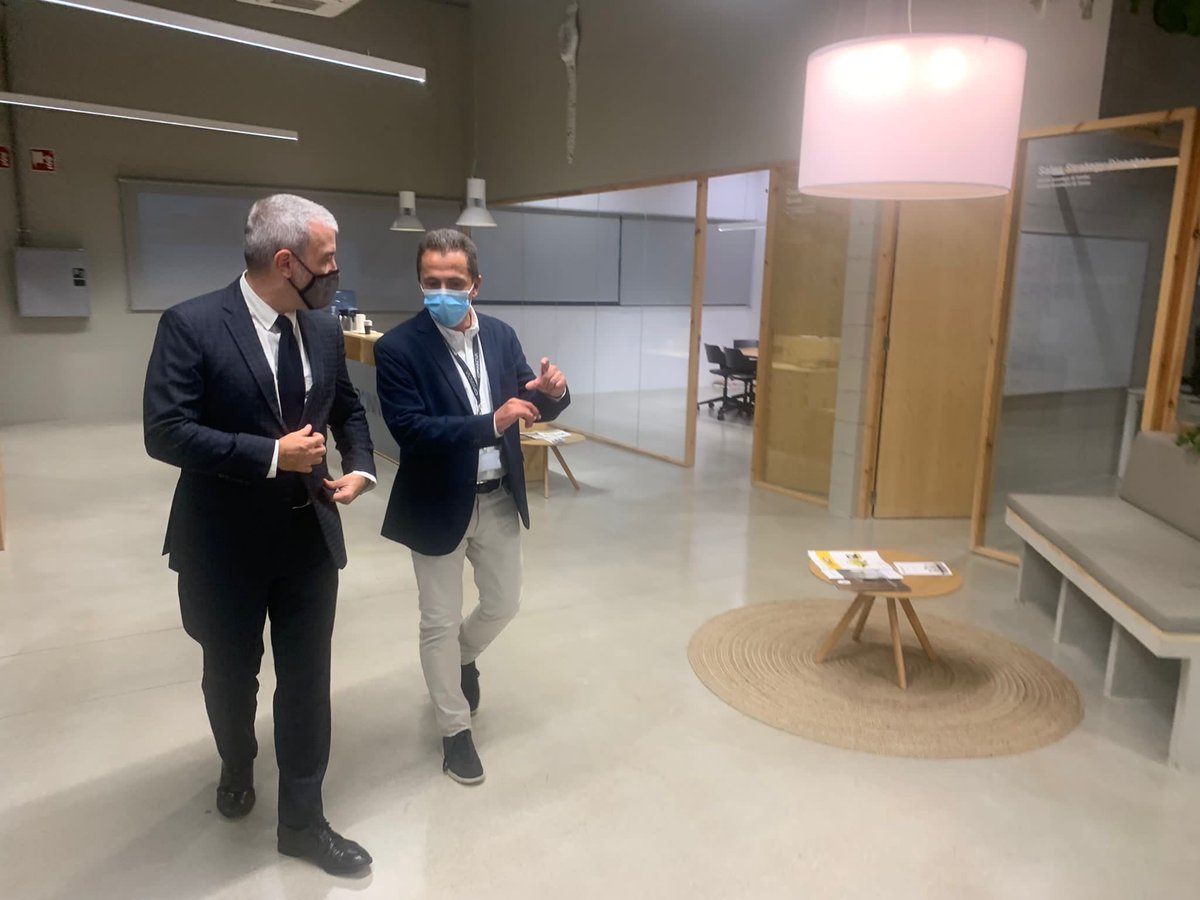 jaumecollboni's tweet photo. La nova seu de @Gpainnova, juntament amb l’arribada de companyies com #Pepsico, @MicrosoftES, @DECIX_ES i @Nestle_es, evidencia el paper de Barcelona com a capital de la innovació tecnològica, i ho serà també de la feina de qualitat gràcies als esforços d’empreses com la vostra https://t.co/5XWpOZb8W2