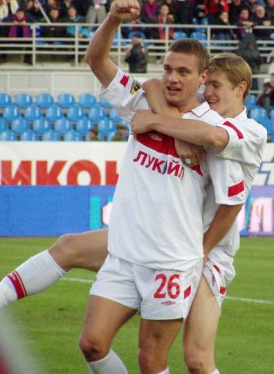 🎁 A VERY HAPPY 40TH BIRTHDAY TO NEMANJA VIDIC 🎁 Just an icon