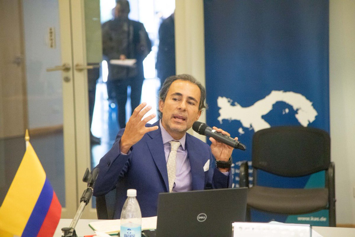 “El comercio ilícito y la delincuencia transacional organizada son fenómenos complejos que incluyen pluralidad de jurisdicciones, actividades y delitos subyacentes de alcance global. Afectan la seguridad nacional e internacional en nuestro continente e impactan la economía.